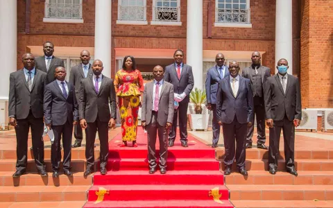HH cabinet